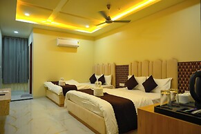 Hotel Dinanath