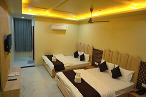 Hotel Dinanath