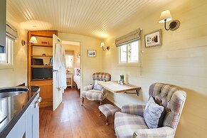 Host Stay Guards Van