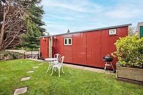 Host Stay Guards Van