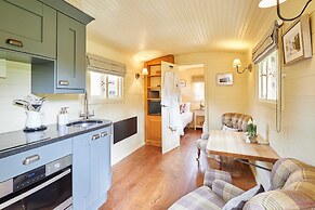 Host Stay Guards Van