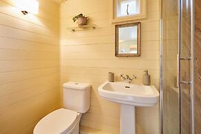 Host Stay Guards Van