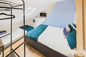 Host Stay Falcon Retreat