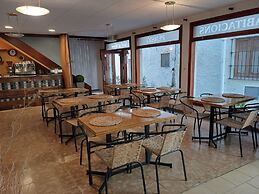 Hostal Sol y Sombra