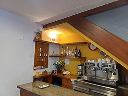 Hostal Sol y Sombra