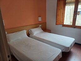 Hostal Sol y Sombra