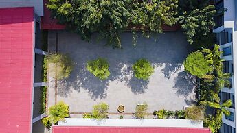 Apartment Green Amazon