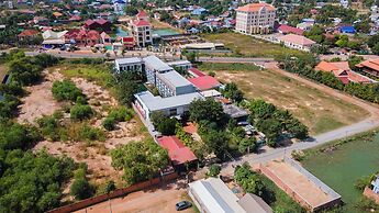 Apartment Green Amazon