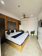Hotel Vinayak Grand Varanasi