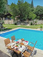 YUSALİS GARDEN HOTEL