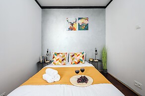 Lumina 3-room apart with large terrace