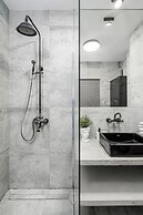 Lumina 3-room apart with large terrace