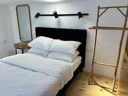 PORT CITY HAIFA - Urban Oasis