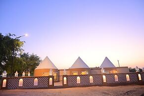 Bikaner Desert Camp & Resort