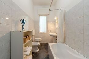 Monterosso Apartments