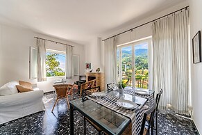 Monterosso Apartments