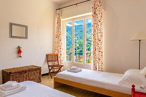 Monterosso Apartments