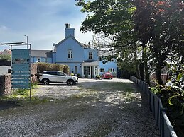 Amber House