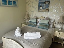Amber House