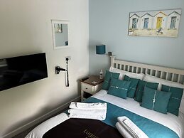 Amber House