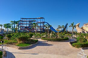 Le Jardin Aqua Park Resort