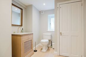 Mulberry Cottage 5BD in Wiltshire