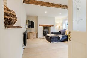 Mulberry Cottage 5BD in Wiltshire