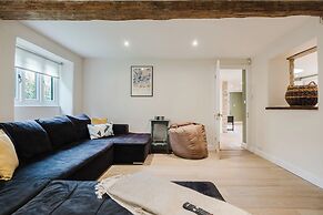 Mulberry Cottage 5BD in Wiltshire