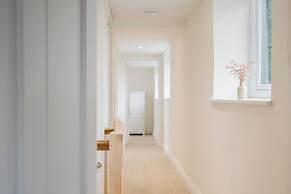 Mulberry Cottage 5BD in Wiltshire