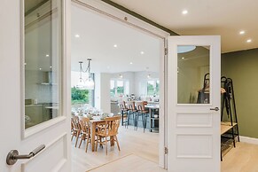 Mulberry Cottage 5BD in Wiltshire