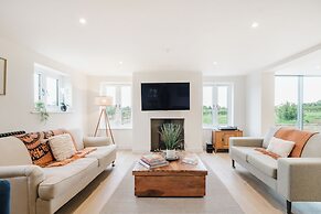 Mulberry Cottage 5BD in Wiltshire