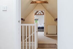 Mulberry Cottage 5BD in Wiltshire