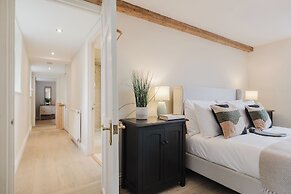 Mulberry Cottage 5BD in Wiltshire
