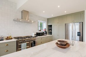 Mulberry Cottage 5BD in Wiltshire