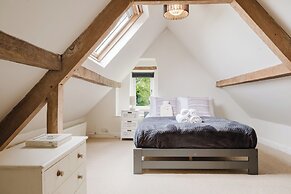 Mulberry Cottage 5BD in Wiltshire