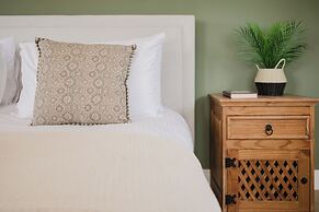 Mulberry Cottage 5BD in Wiltshire