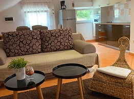 Apartments Lara Rab