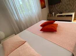 Apartments Lara Rab