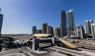Prime 1BR Global Lake View Mins Metro