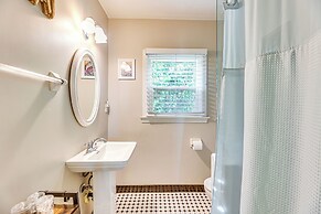 2 Mi to Dtwn Phoenix: Historic Home w/ Yard