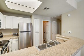 12 Mi to Old Town Scottsdale: Condo w/ Pool Access