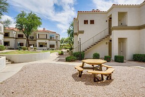 12 Mi to Old Town Scottsdale: Condo w/ Pool Access