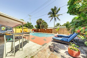 Walk to Dining & Shopping: Pompano Beach Home!