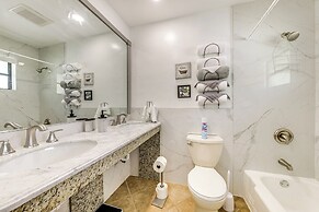 Walk to Dining & Shopping: Pompano Beach Home!