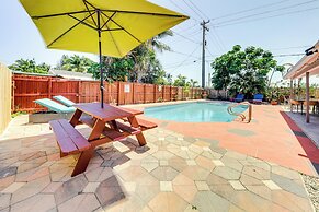 Walk to Dining & Shopping: Pompano Beach Home!