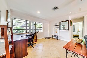 Walk to Dining & Shopping: Pompano Beach Home!