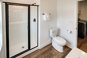 3 Mi to Bear Lake: Home w/ Hot Tub & Huge Patio!