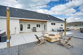 3 Mi to Bear Lake: Home w/ Hot Tub & Huge Patio!