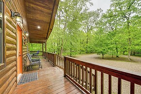 Private Hot Tub & Deck: Woodsy Broken Bow Retreat
