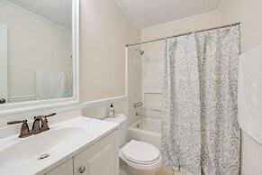 Near Shops & Eats: Richmond Hill Home w/ Yard!